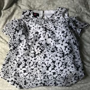 Girls Black and White Cold Shoulder Blouse!